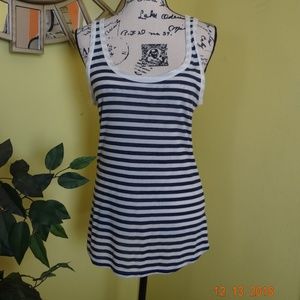 A G  tank top size m